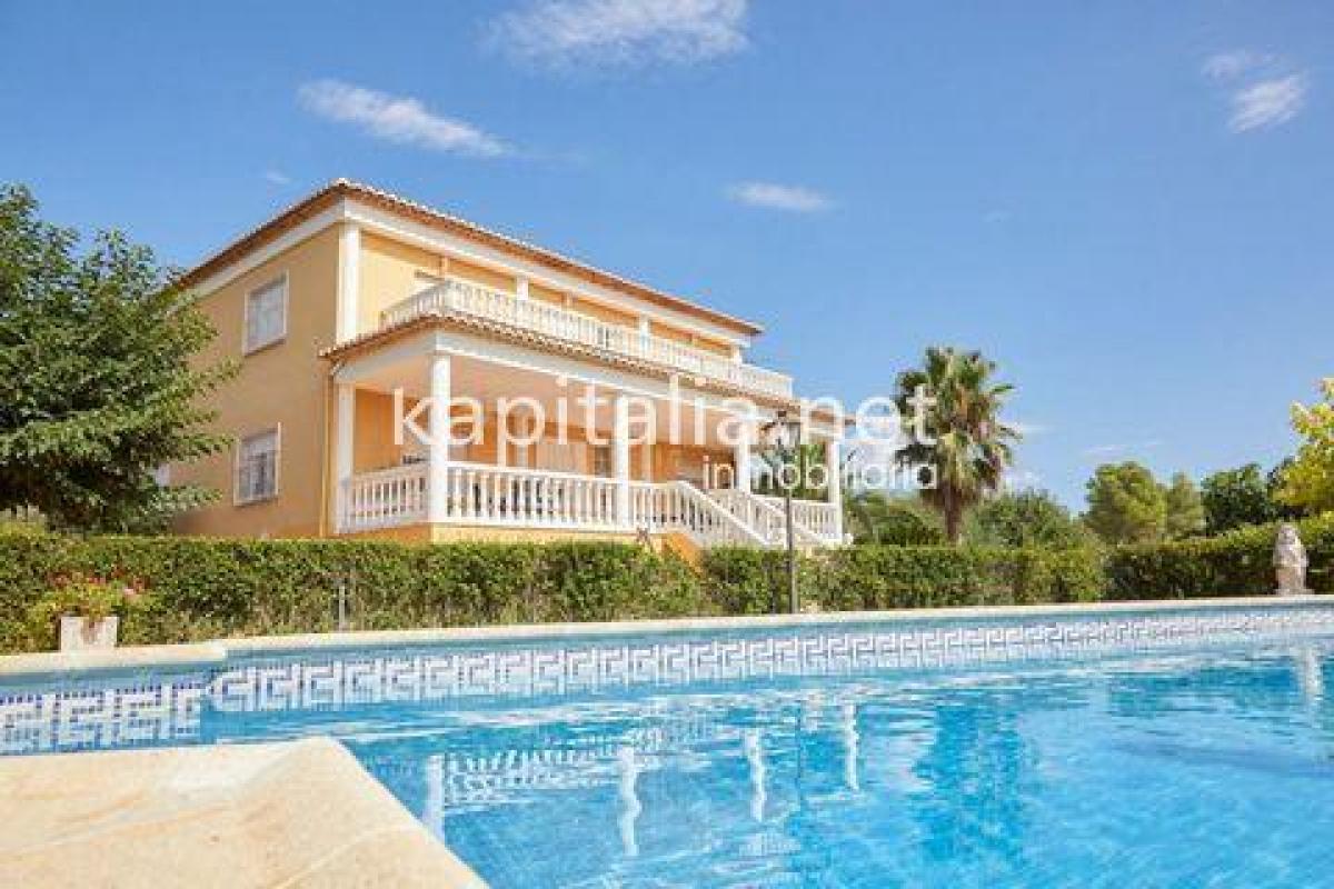 Picture of Home For Sale in Ontinyent, Valencia, Spain