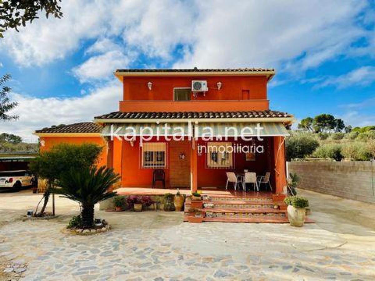 Picture of Home For Sale in Ontinyent, Valencia, Spain