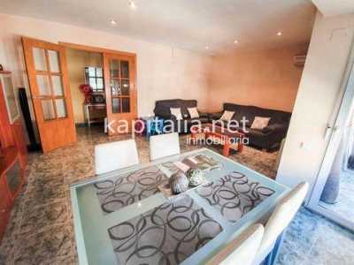 Condo For Sale in Ontinyent, Spain