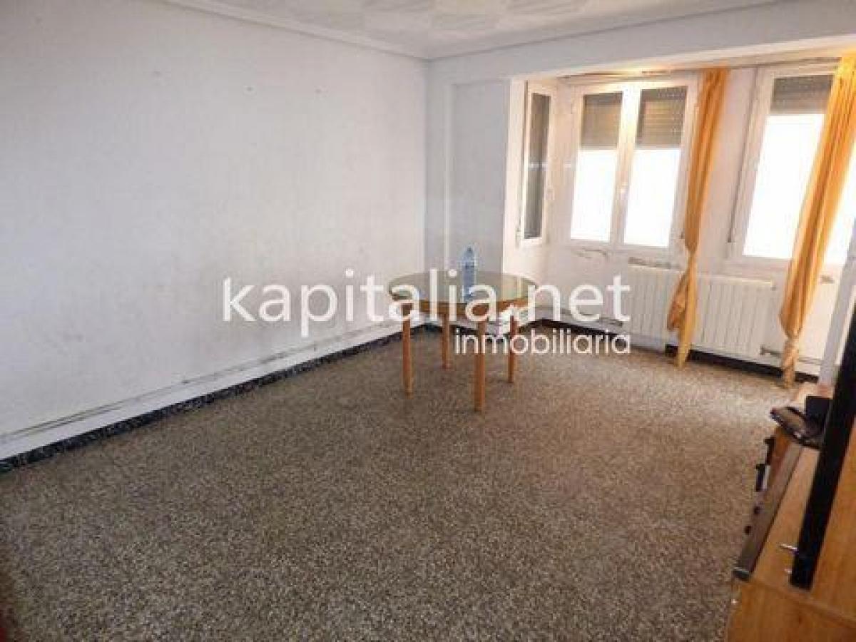 Picture of Condo For Sale in Ontinyent, Valencia, Spain