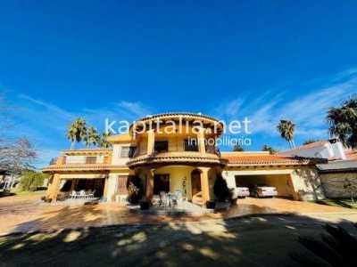 Home For Sale in Ontinyent, Spain