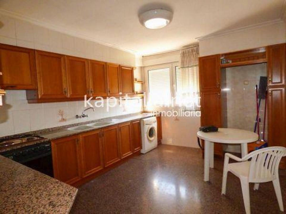 Picture of Condo For Sale in Ontinyent, Valencia, Spain