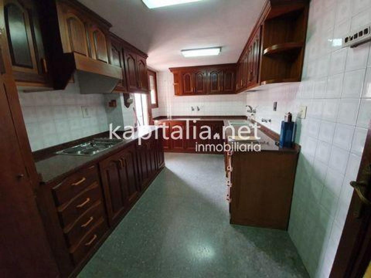 Picture of Condo For Sale in Ontinyent, Valencia, Spain