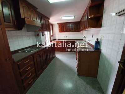 Condo For Sale in Ontinyent, Spain