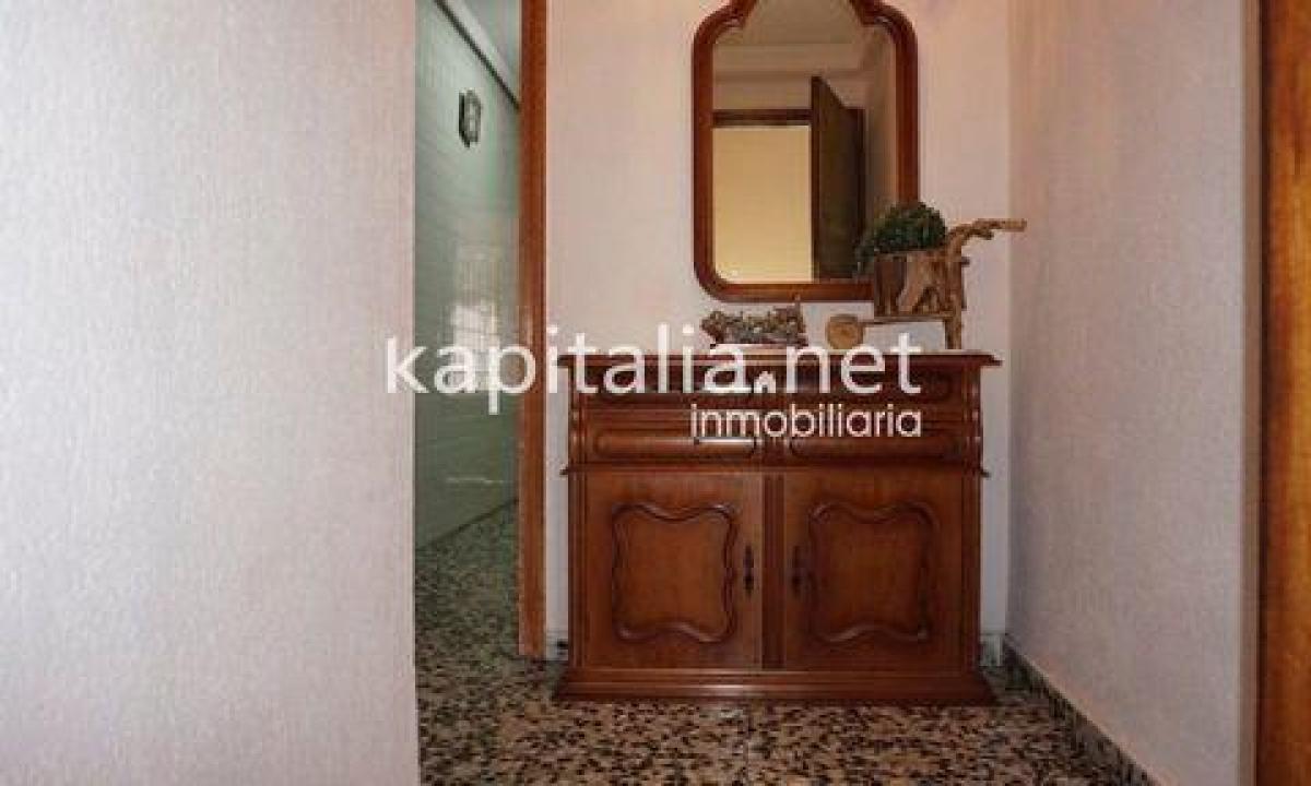 Picture of Condo For Sale in Ontinyent, Valencia, Spain