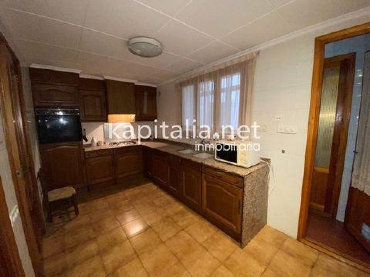Picture of Condo For Sale in Ontinyent, Valencia, Spain