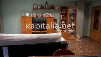 Condo For Sale in Ontinyent, Spain