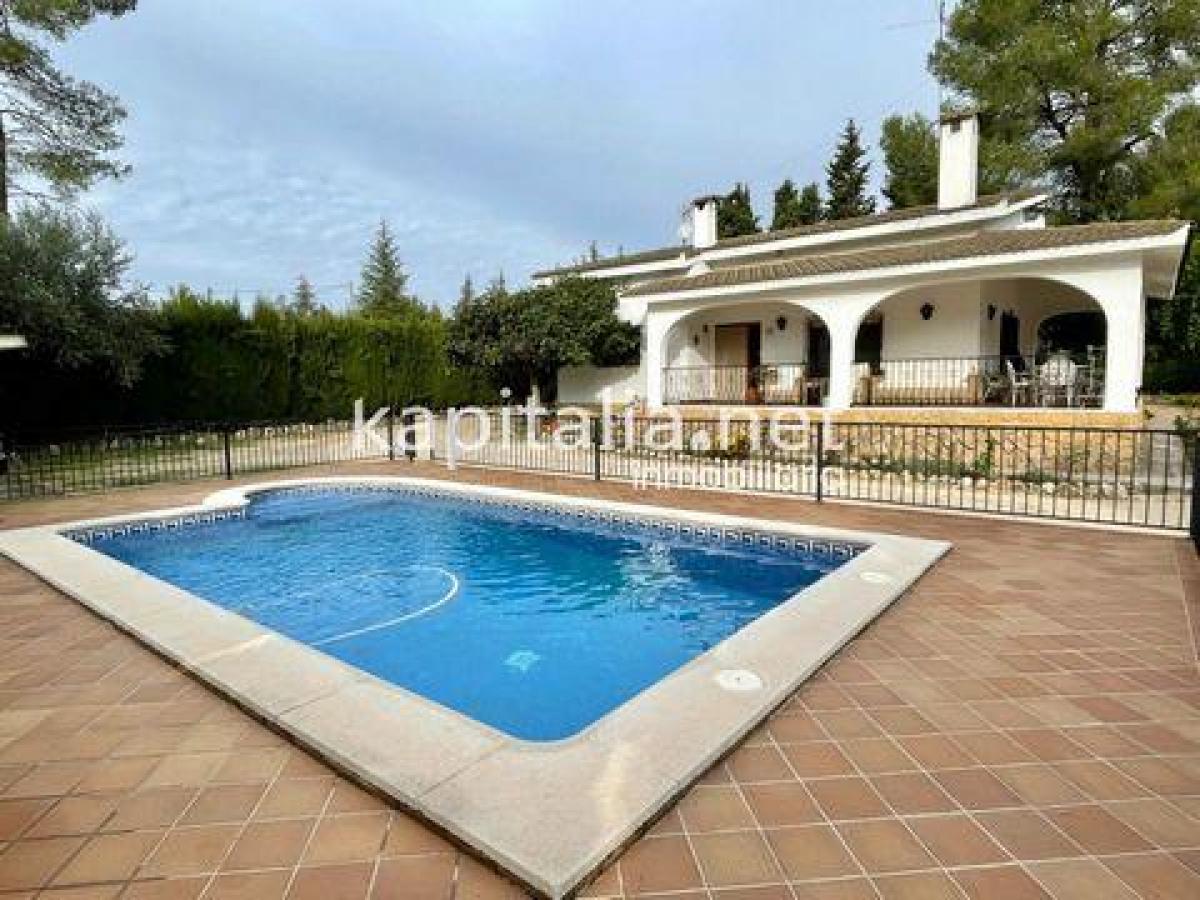 Picture of Home For Sale in Ontinyent, Valencia, Spain