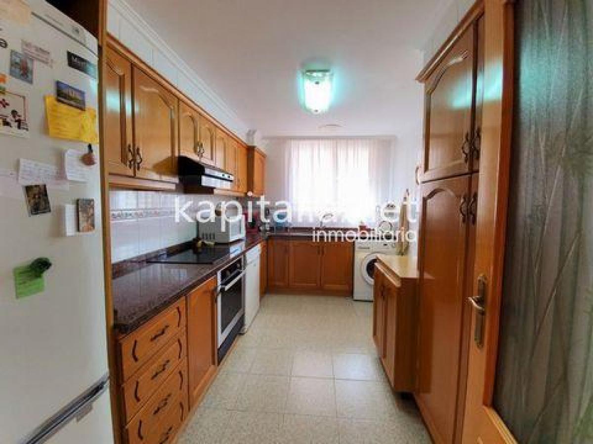 Picture of Condo For Sale in Ontinyent, Valencia, Spain