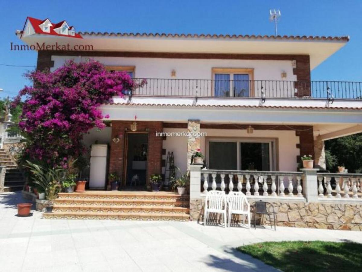 Picture of Home For Sale in Lloret De Mar, Girona, Spain