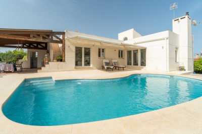 Villa For Sale in San Miguel De Salinas, Spain