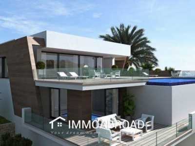 Villa For Sale in Cumbre Del Sol, Spain