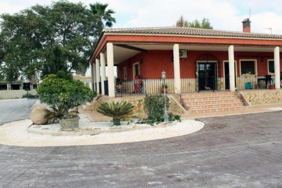 Picture of Home For Sale in Dolores, Alicante, Spain