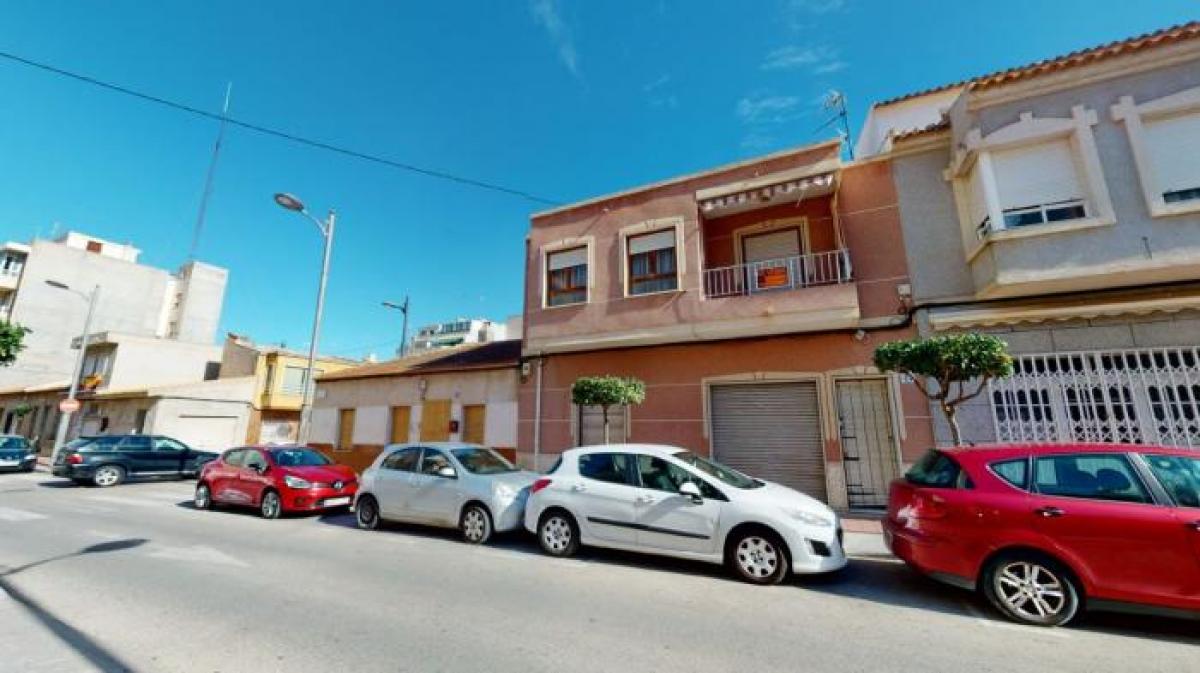 Picture of Home For Sale in Guardamar Del Segura, Alicante, Spain