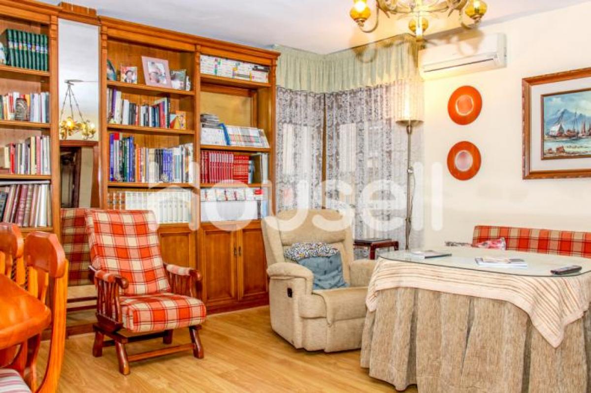 Picture of Apartment For Sale in Jaen, Charente, Spain