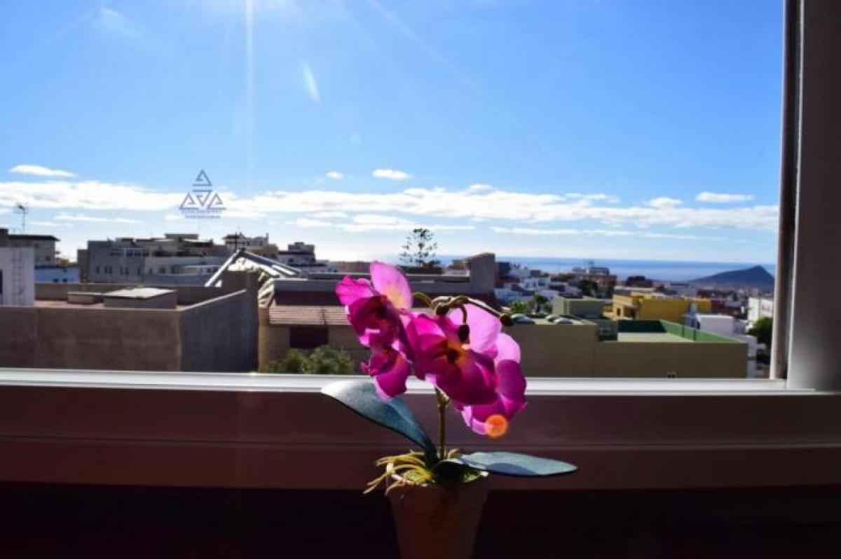 Picture of Apartment For Sale in San Isidro, Tenerife, Spain