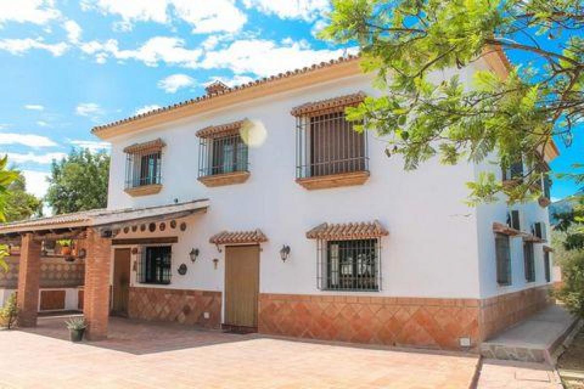 Picture of Home For Sale in Alhaurin de la Torre, Malaga, Spain