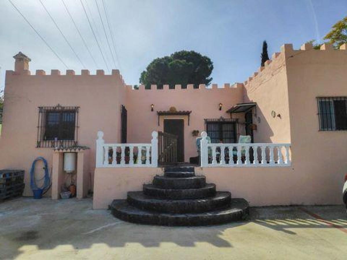 Picture of Villa For Sale in Alhaurin de la Torre, Malaga, Spain