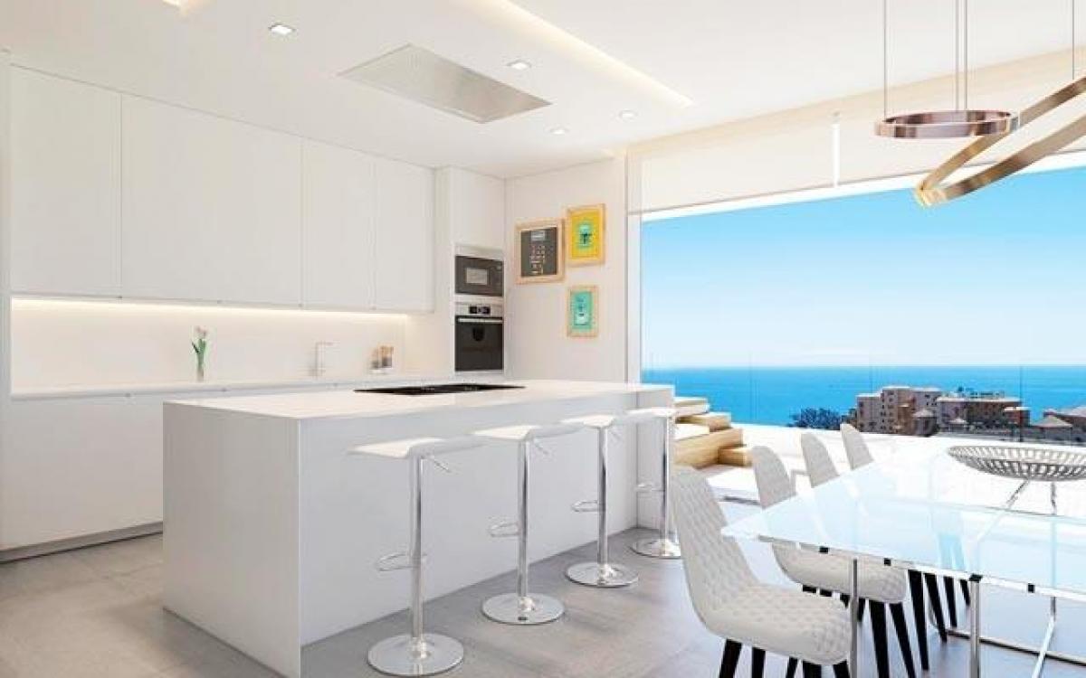 Picture of Apartment For Sale in Fuengirola, Malaga, Spain