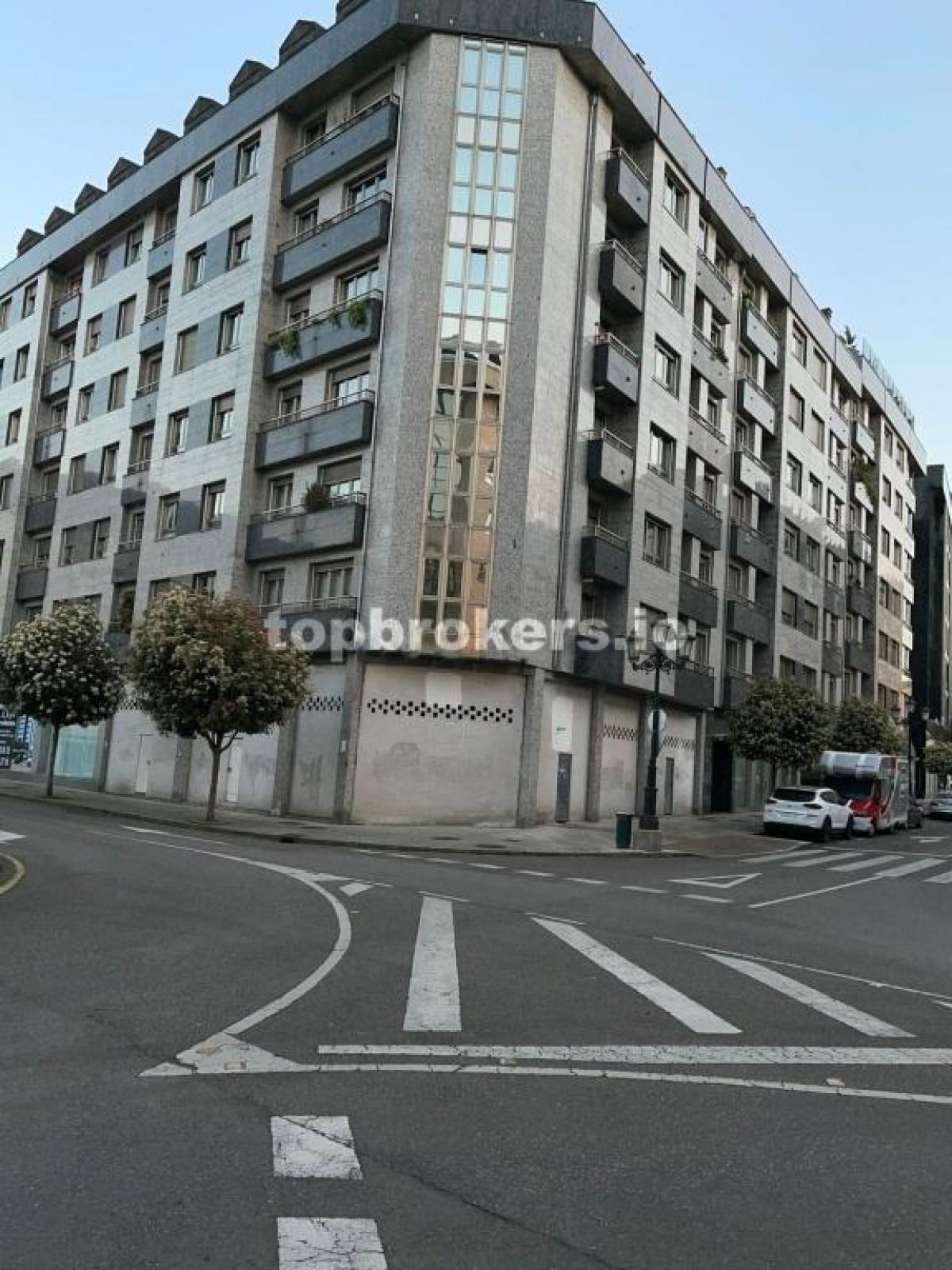 Picture of Apartment For Sale in Oviedo, Asturias, Spain