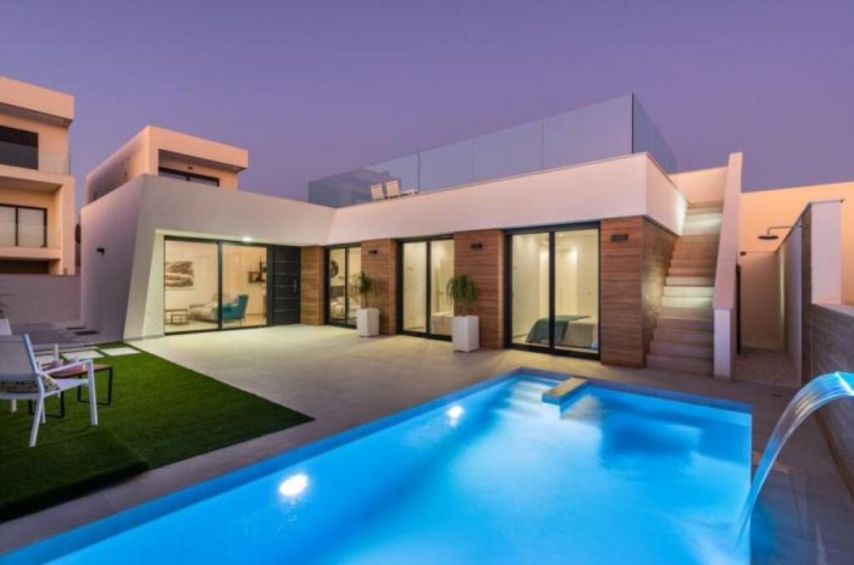 Picture of Home For Sale in Rojales, Alicante, Spain