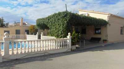 Villa For Sale in Crevillent, Spain