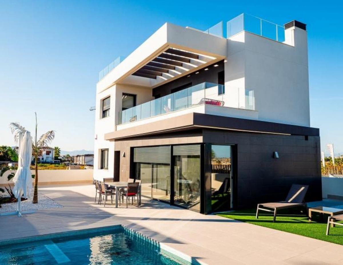 Picture of Villa For Sale in Algorfa, Alicante, Spain