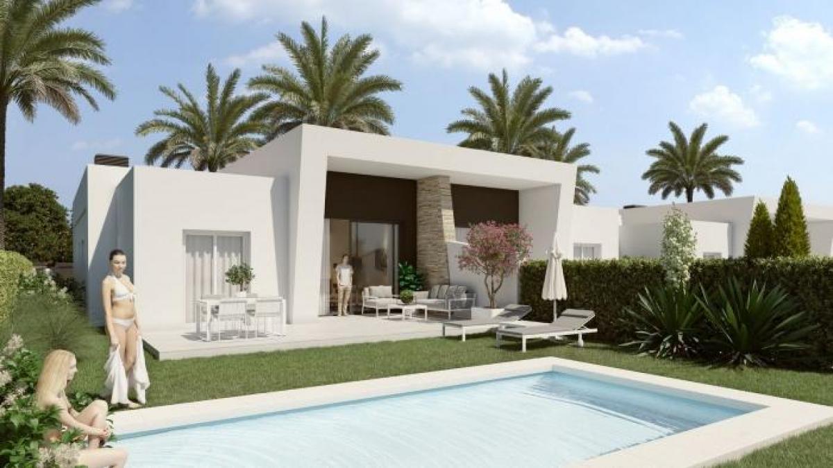 Picture of Villa For Sale in Algorfa, Alicante, Spain