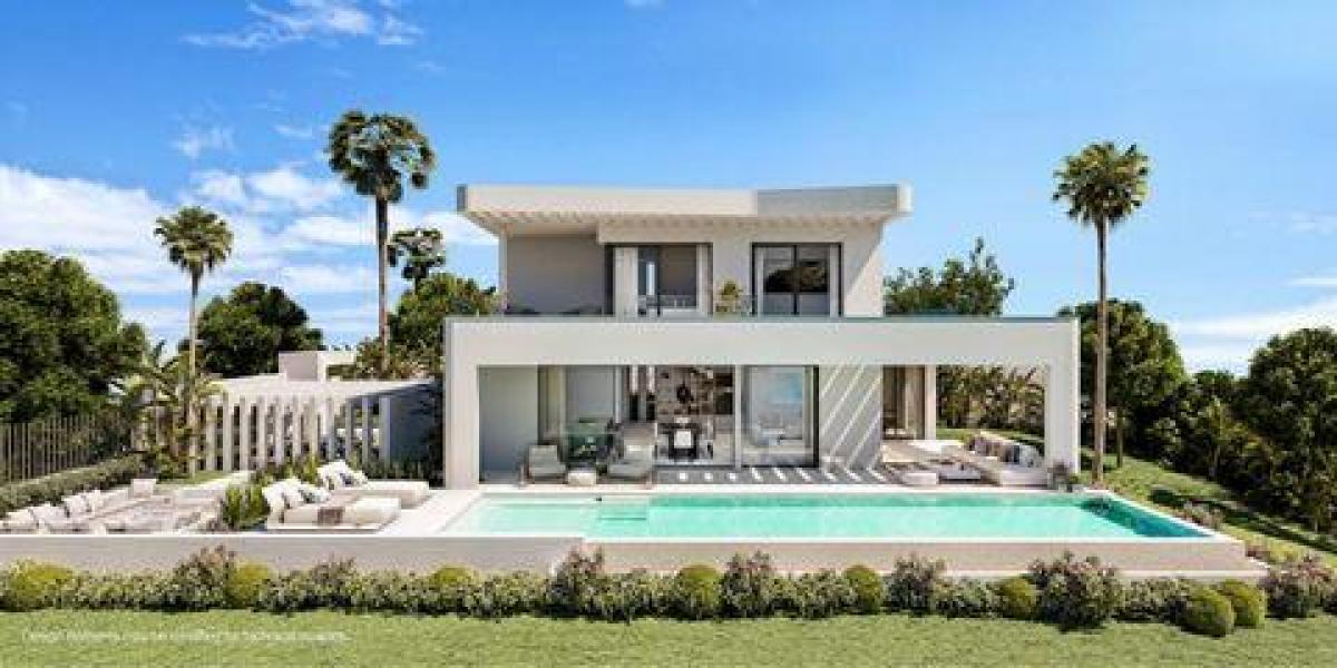 Picture of Villa For Sale in Fuengirola, Malaga, Spain