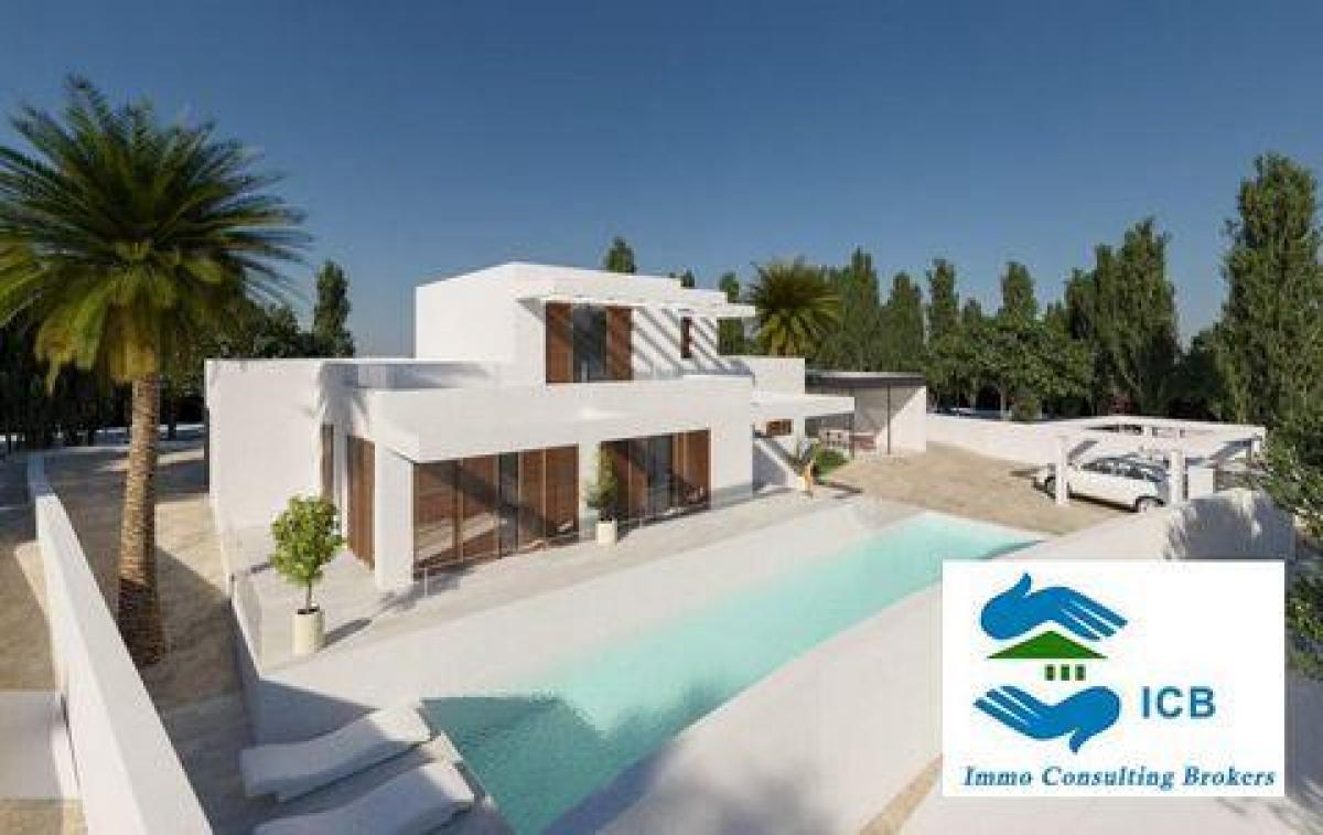 Picture of Home For Sale in Moraira, Alicante, Spain