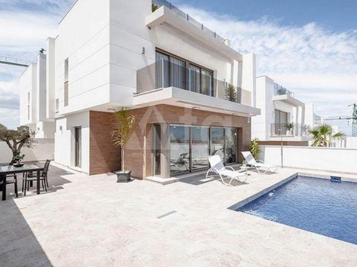 Picture of Villa For Sale in Villamartin, Alicante, Spain