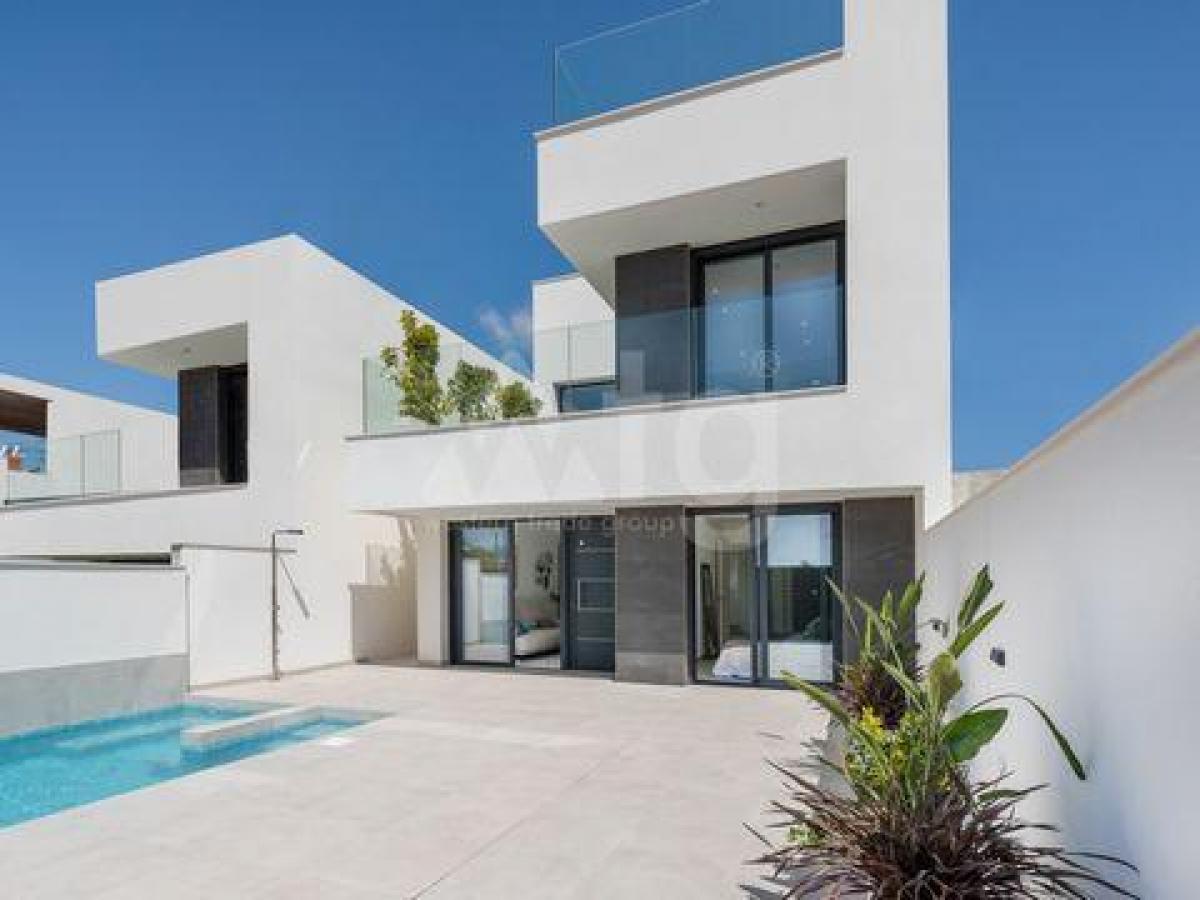 Picture of Villa For Sale in Benijofar, Alicante, Spain