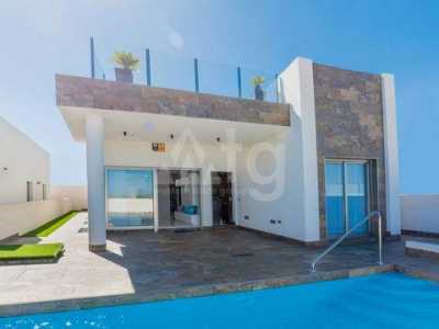 Villa For Sale in Villamartin, Spain