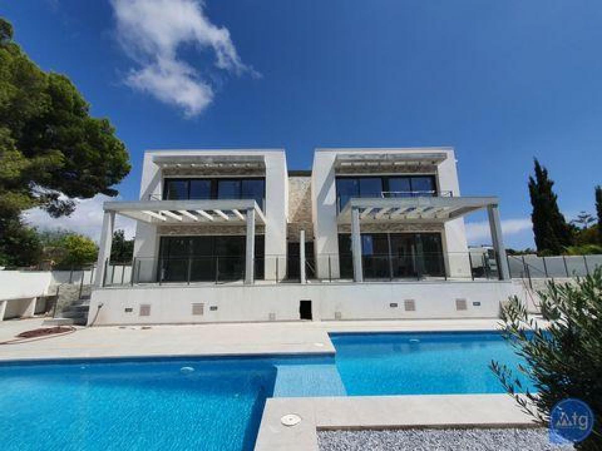 Picture of Villa For Sale in Teulada, Valencia, Spain