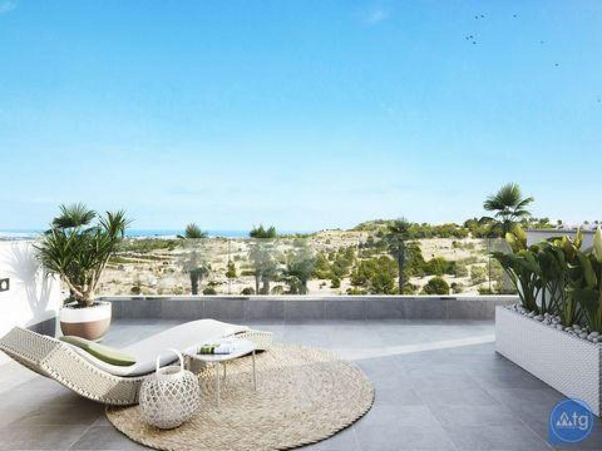 Picture of Villa For Sale in San Miguel De Salinas, Alicante, Spain