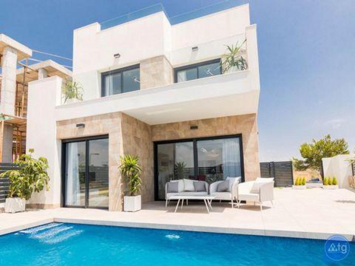 Picture of Villa For Sale in Los Montesinos, Alicante, Spain