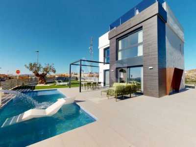 Villa For Sale in