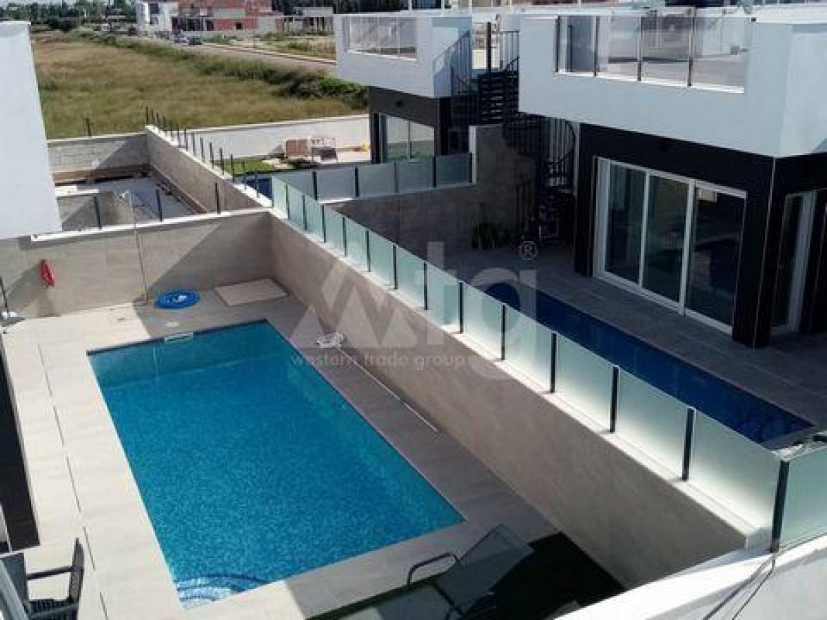 Picture of Villa For Sale in Daya Nueva, Alicante, Spain