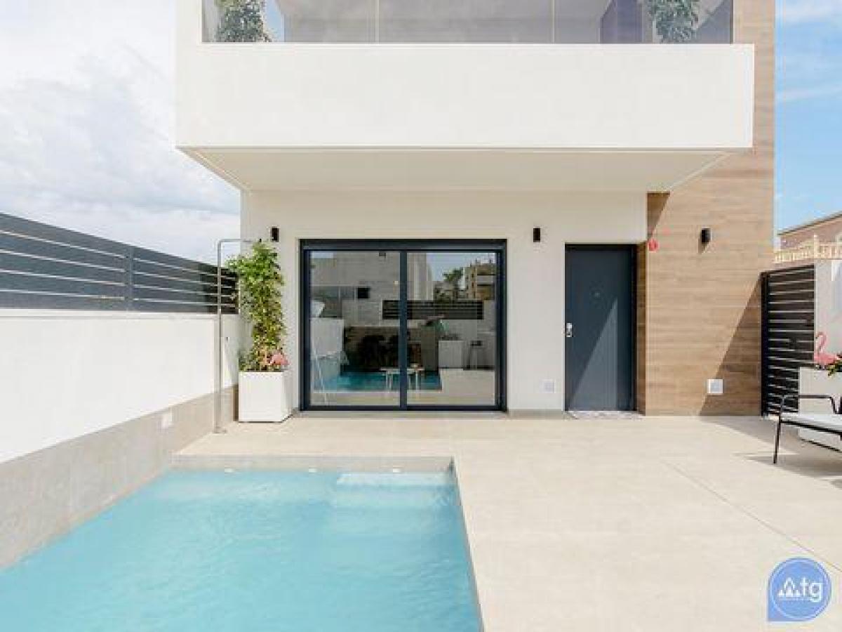 Picture of Home For Sale in Benijofar, Alicante, Spain