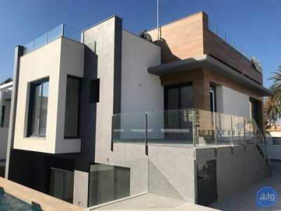 Villa For Sale in Torrevieja, Spain