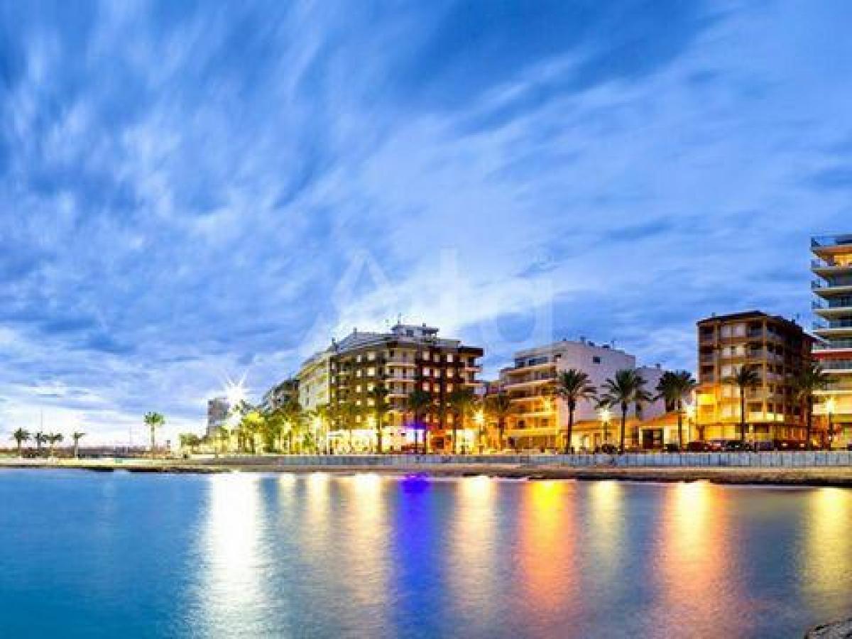 Picture of Villa For Sale in Torrevieja, Alicante, Spain