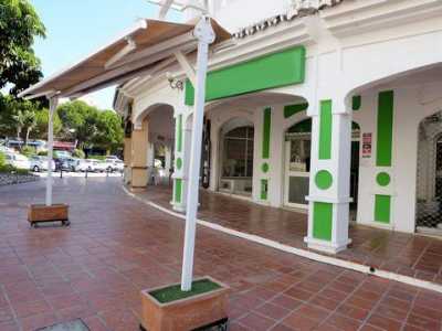 Retail For Sale in Benalmadena, Spain