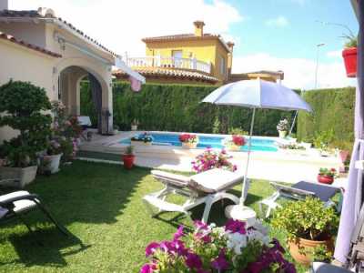 Villa For Sale in Oliva, Spain