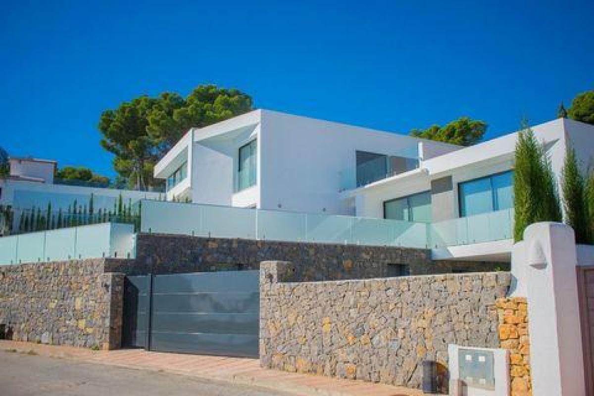 Picture of Villa For Sale in Benissa Costa, Alicante, Spain