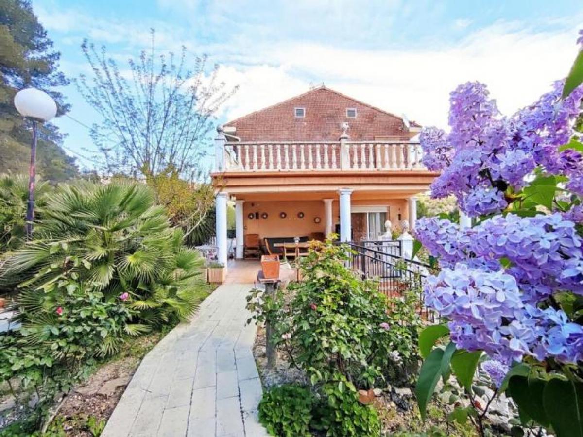 Picture of Home For Sale in Muro De Alcoy, Alicante, Spain