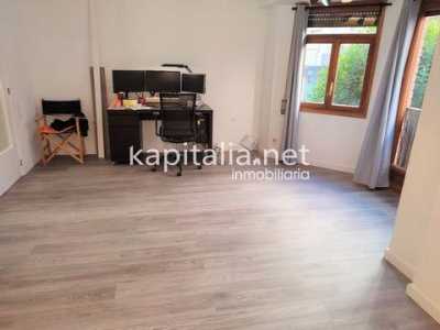 Condo For Sale in Ontinyent, Spain