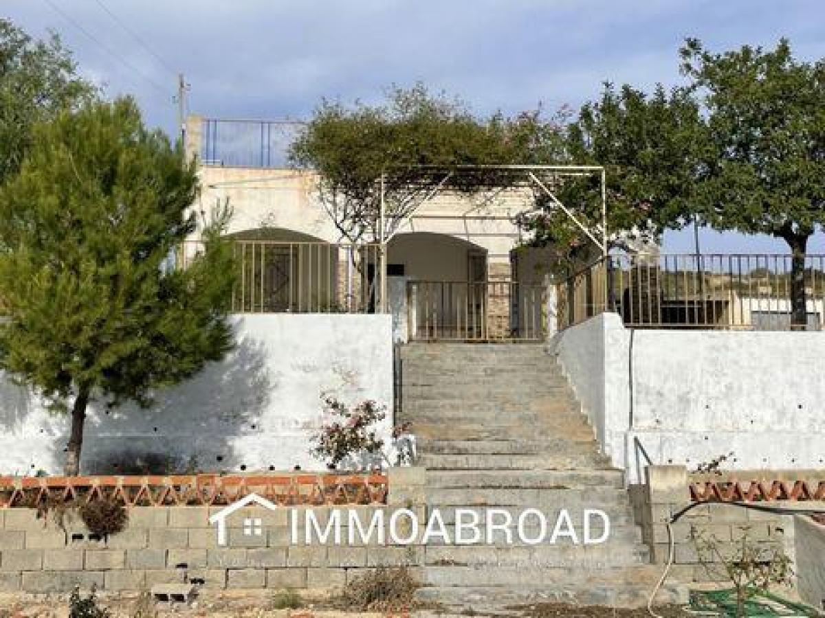 Picture of Home For Sale in Crevillente, Alicante, Spain