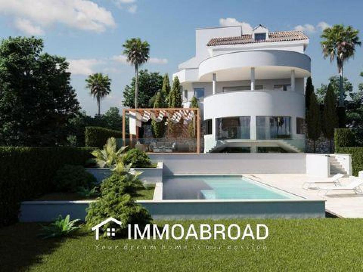 Picture of Villa For Sale in Benalmadena, Malaga, Spain