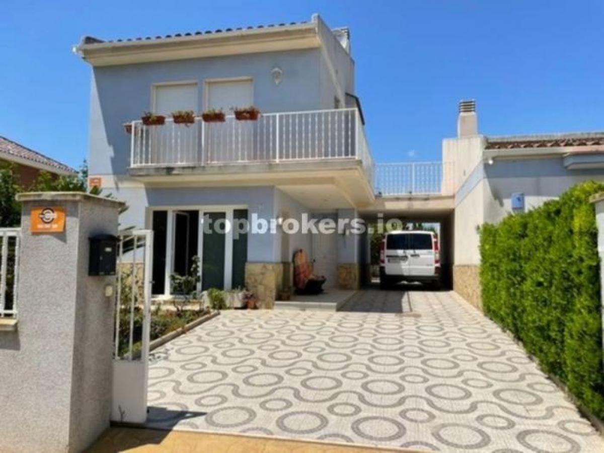 Picture of Home For Sale in Vinaros, Castellon, Spain