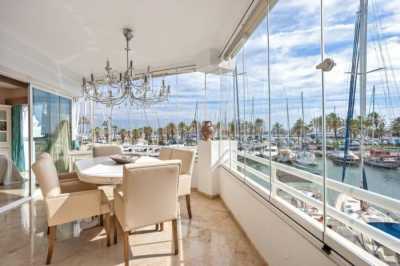 Apartment For Sale in Benalmadena, Spain